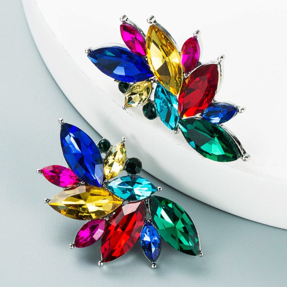 LOVISA Glamorous Gunmetal Multicolor Crystal Cluster Earrings**NEW!